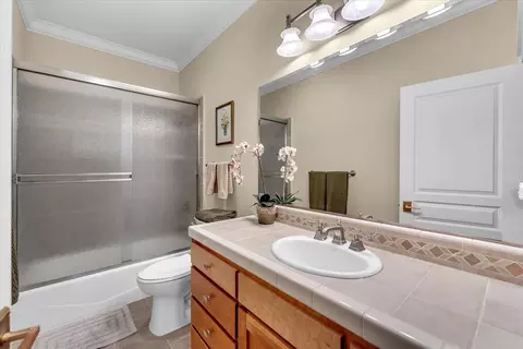 Bath - 14815 Molluc Dr, Red Bluff, CA 96080 photo 4 of 4