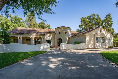 6681 Riverside Dr, Redding, CA 96001