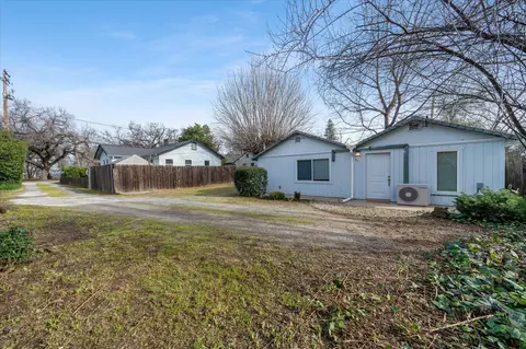 Exterior - 409 Smile Pl, Redding, CA 96001 photo 14 of 14