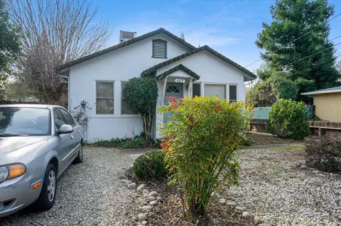 Exterior - 409 Smile Pl, Redding, CA 96001 photo 7 of 14