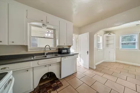 Other - 409 Smile Pl, Redding, CA 96001 photo 4 of 10