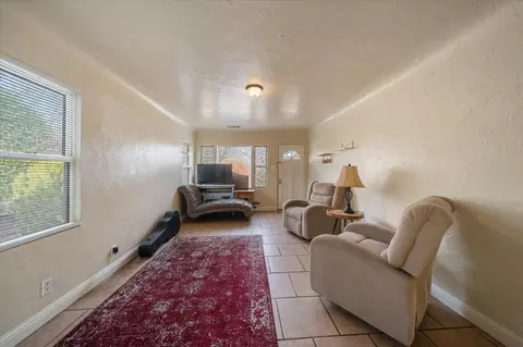 Living - 409 Smile Pl, Redding, CA 96001 photo 2 of 5