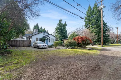 Exterior - 409 Smile Pl, Redding, CA 96001 photo 8 of 14