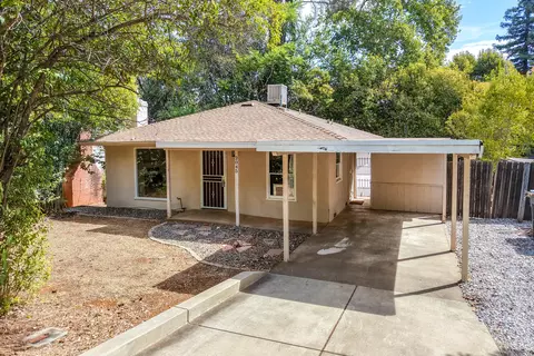 2045 Montana Ave, Shasta Lake, CA 96019