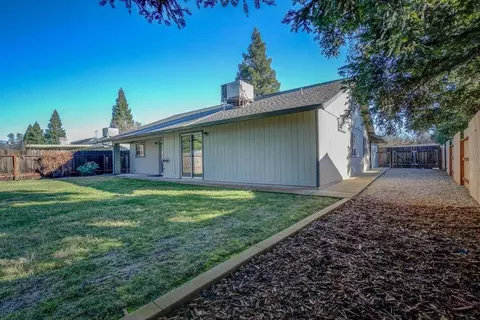 Exterior - 3384 Billings Dr, Redding, CA 96002 photo 4 of 6