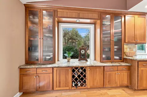 Kitchen - 13272 Opal Way, Redding, CA 96003 photo 4 of 6
