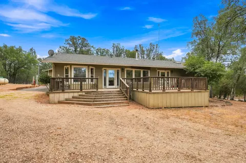 Exterior - 13272 Opal Way, Redding, CA 96003 photo 6 of 11