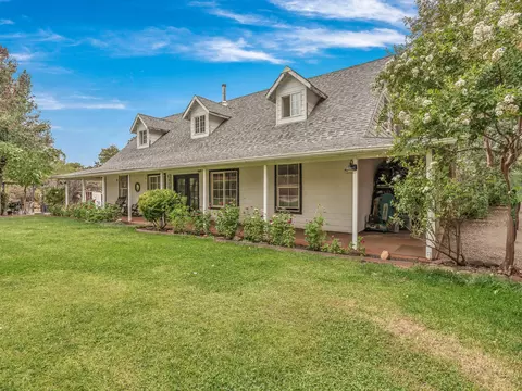 Exterior - 28026 State Highway 44, Shingletown, CA 96088 photo 3 of 15