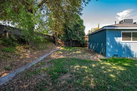 Exterior - 1490 Orange St, Red Bluff, CA 96080 photo 9 of 12