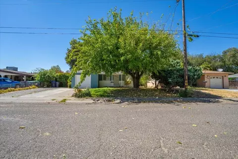 Exterior - 1490 Orange St, Red Bluff, CA 96080 photo 4 of 12