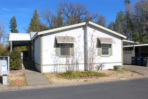 1318 Mountain Shadows Blvd, Redding, CA 96003