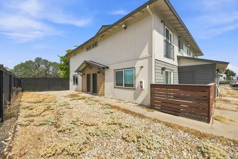 Exterior - Undisclosed, Redding, CA 96003 photo 3 of 7