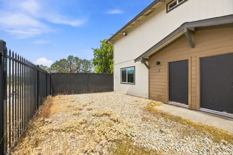 Exterior - Undisclosed, Redding, CA 96003 photo 4 of 7