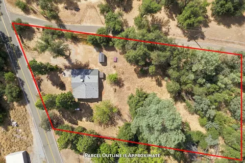 View/Area - 10052 Harley Leighton Rd, Redding, CA 96003 photo 1 of 2