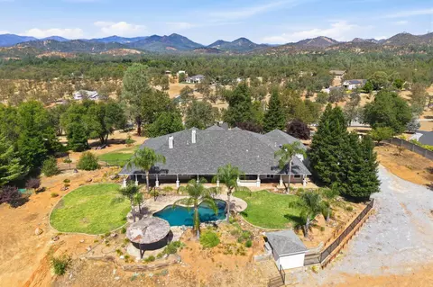View/Area - 13387 Lark Ct, Redding, CA 96003 photo 1 of 6