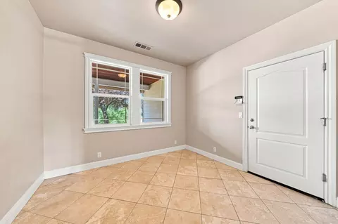 Entry Way - 13387 Lark Ct, Redding, CA 96003 photo 2 of 2