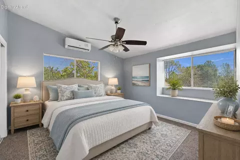 Bedroom - 646 Ridge Rd, Redding, CA 96003 photo 1 of 8