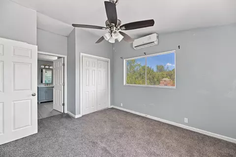 Bedroom - 646 Ridge Rd, Redding, CA 96003 photo 3 of 8
