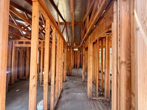 Entry Way - 12897 State Highway 99e, Red Bluff, CA 96080 photo 2 of 3