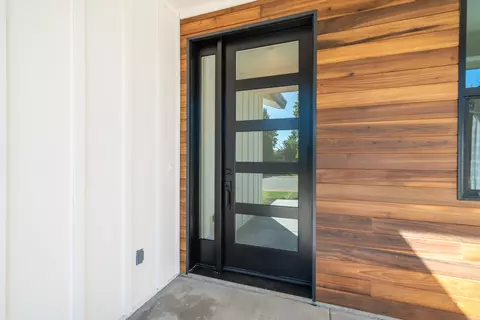 Entry Way - 4870 Dandelion Dr, Redding, CA 96002 photo 1 of 3