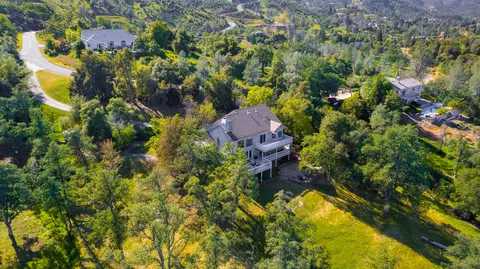View/Area - 8725 Landmark Cir, Redding, CA 96001 photo 1 of 2
