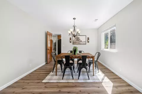 Dining - 2745 Amethyst Way, Redding, CA 96003 photo 1 of 3