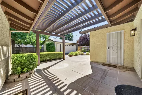 Exterior - 2745 Amethyst Way, Redding, CA 96003 photo 4 of 15