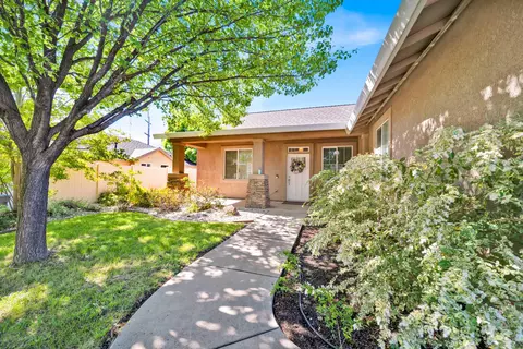 Exterior - 4178 Sunflower Dr, Redding, CA 96001 photo 4 of 7