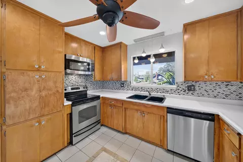 Kitchen - 1458 Hemlock Ave, Anderson, CA 96007 photo 1 of 2