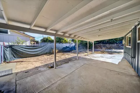 Exterior - 1458 Hemlock Ave, Anderson, CA 96007 photo 4 of 7