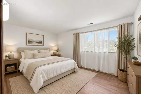 Bedroom - 1437 Casa Vereda Way, Redding, CA 96003 photo 1 of 5