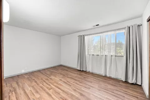 Bedroom - 1437 Casa Vereda Way, Redding, CA 96003 photo 2 of 5