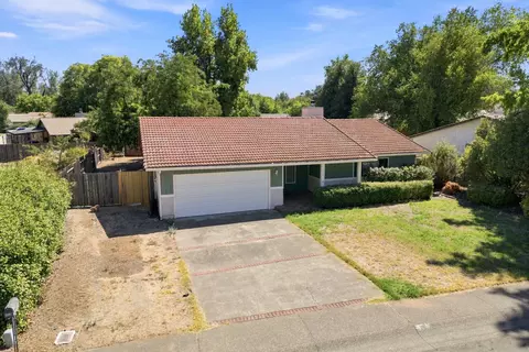 View/Area - 1437 Casa Vereda Way, Redding, CA 96003 photo 1 of 2
