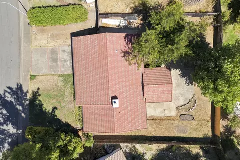 View/Area - 1437 Casa Vereda Way, Redding, CA 96003 photo 2 of 2