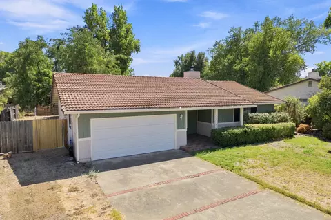 Exterior - 1437 Casa Vereda Way, Redding, CA 96003 photo 13 of 14