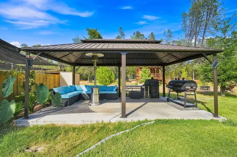 Other - 11970 Quartz Hill Rd, Redding, CA 96003 photo 10 of 12