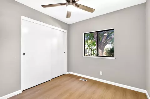 Bedroom - 399 Yolla Bolly Trl, Redding, CA 96003 photo 1 of 4