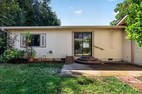 Exterior - 399 Yolla Bolly Trl, Redding, CA 96003 photo 6 of 9