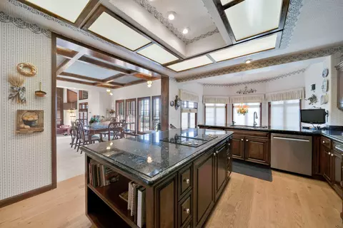 Kitchen - 1744 N Bechelli Ln, Redding, CA 96002 photo 5 of 7