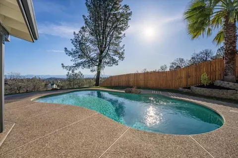 Exterior - 15189 Mountain Shadows Dr, Redding, CA 96001 photo 3 of 5