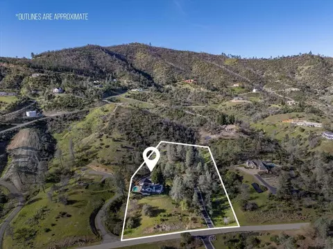 View/Area - 15189 Mountain Shadows Dr, Redding, CA 96001 photo 1 of 4