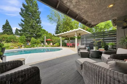 Exterior - 3140 Copper Creek Dr, Redding, CA 96002 photo 3 of 13