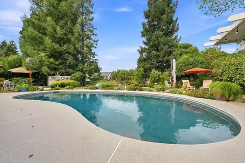Exterior - 3140 Copper Creek Dr, Redding, CA 96002 photo 4 of 13