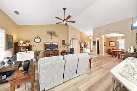 Entry Way - 3140 Copper Creek Dr, Redding, CA 96002 photo 2 of 2