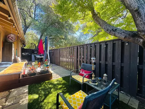 Exterior - 1902 Bechelli Ln, Redding, CA 96002 photo 6 of 17