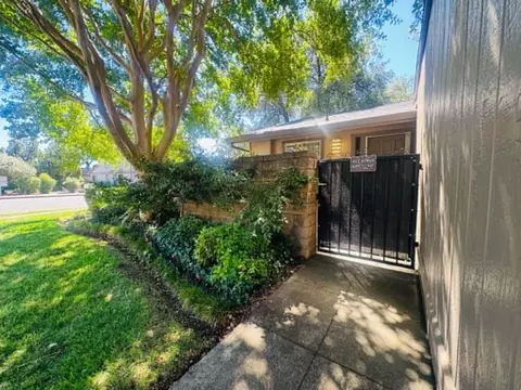 Exterior - 1902 Bechelli Ln, Redding, CA 96002 photo 14 of 17