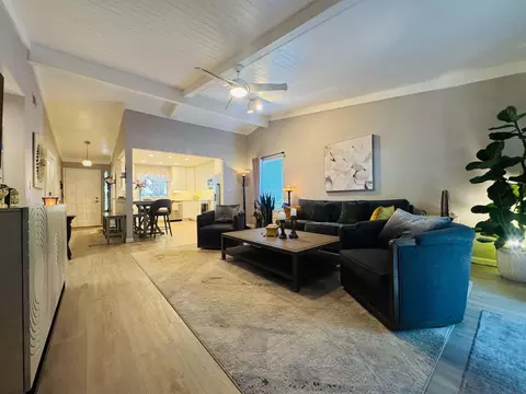 Living - 1902 Bechelli Ln, Redding, CA 96002 photo 2 of 3