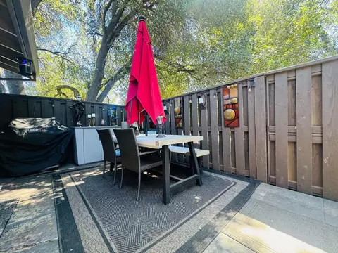 Exterior - 1902 Bechelli Ln, Redding, CA 96002 photo 4 of 17