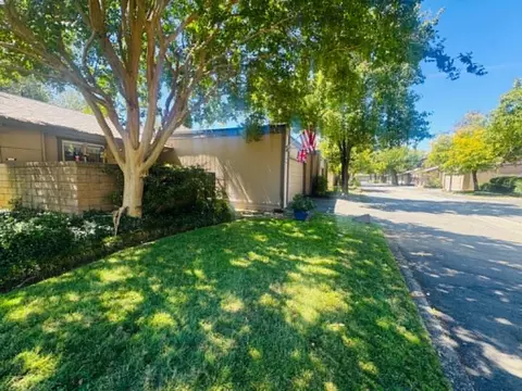 Exterior - 1902 Bechelli Ln, Redding, CA 96002 photo 16 of 17