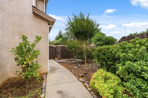 Exterior - 2393 Shining Star Way, Redding, CA 96003 photo 12 of 17